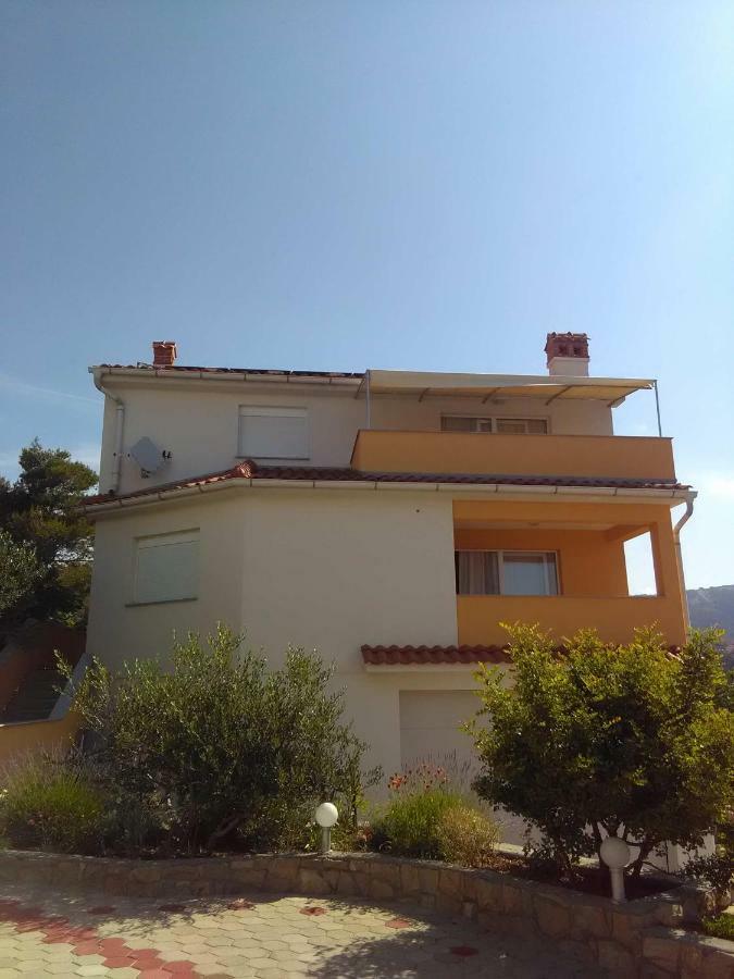 Apartments Palit Rab Town Buitenkant foto