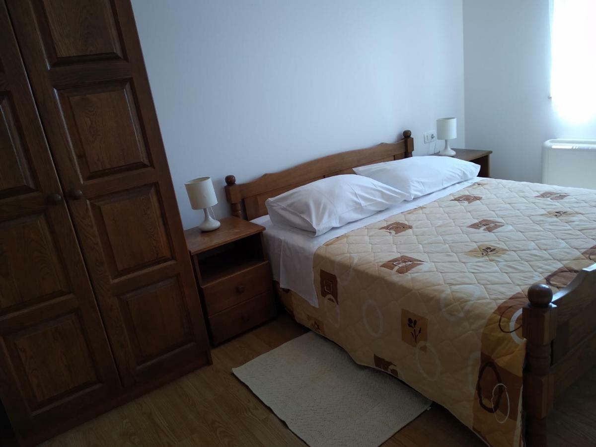 Apartments Palit Rab Town Buitenkant foto