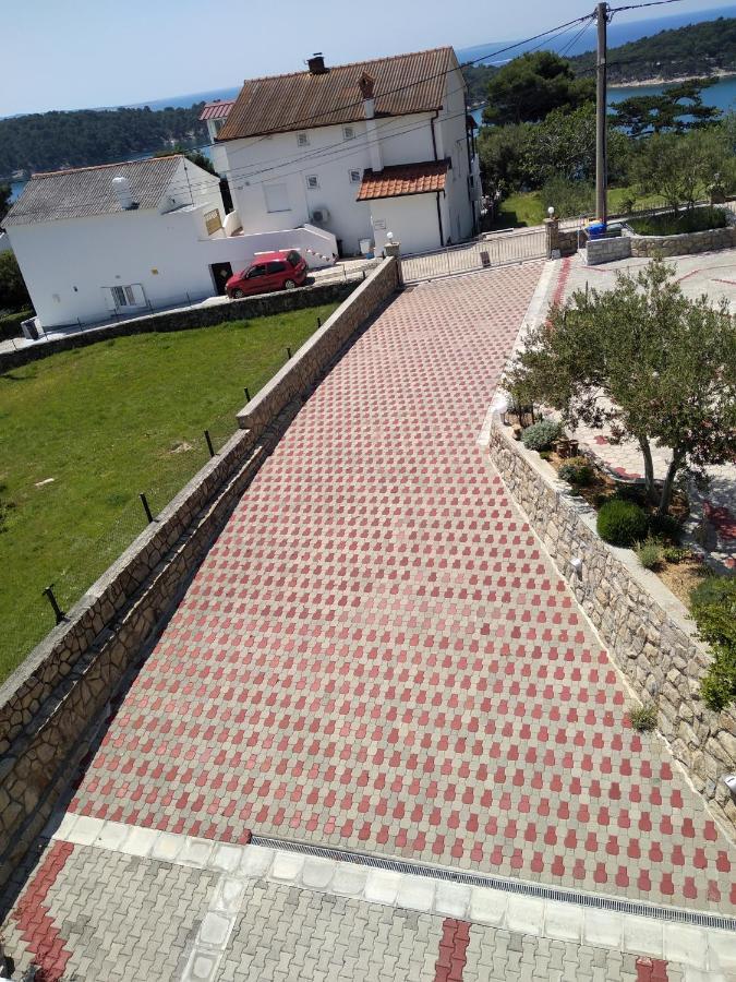 Apartments Palit Rab Town Buitenkant foto