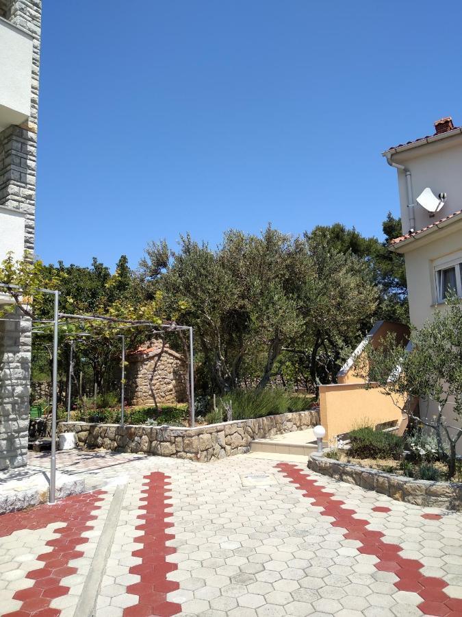 Apartments Palit Rab Town Buitenkant foto
