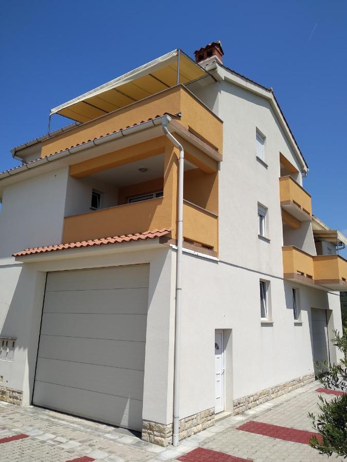 Apartments Palit Rab Town Buitenkant foto